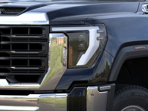 New 2025 GMC Sierra 2500 Pro AWD/4WD image 11