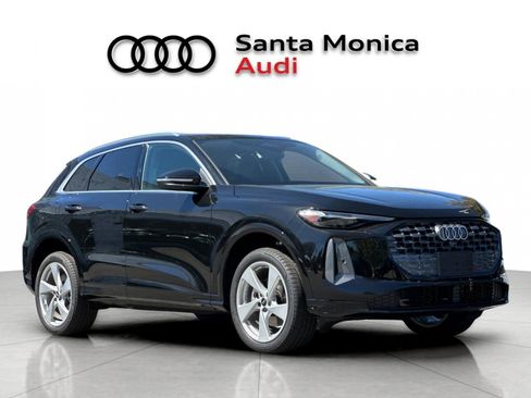 New 2025 Audi Q5 Premium Plus AWD/4WD image 9