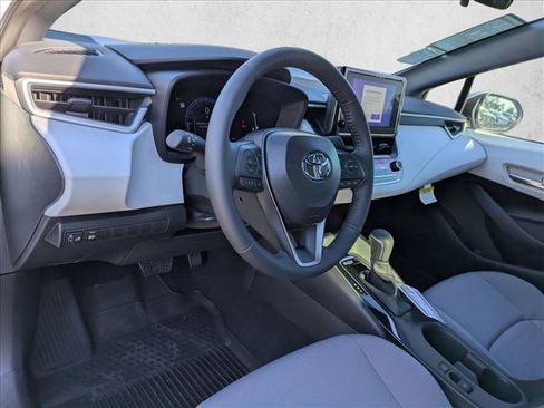 New 2026 Toyota Corolla SE image 3
