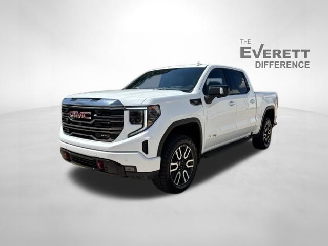 Used 2023 GMC Sierra 1500 AT4 w/ AT4 Premium Package AWD/4WD image 3