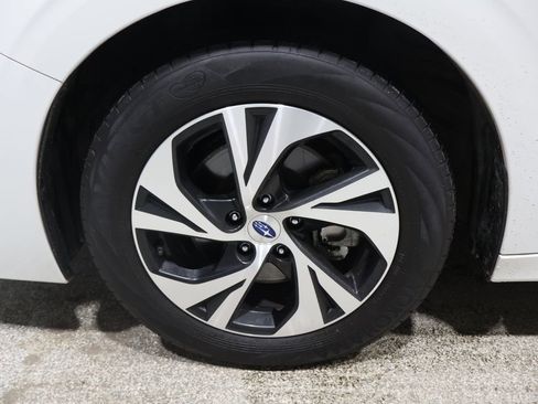 Used 2025 Subaru Legacy Premium image 8
