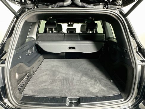 Used 2025 Mercedes-Benz GLB 250 image 29