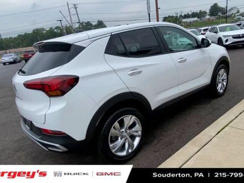 Used 2025 Buick Encore GX Preferred w/ Comfort Package AWD/4WD image 9