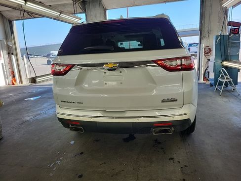 Used 2018 Chevrolet Traverse High Country image 8