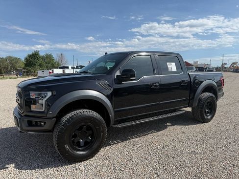 Used 2019 Ford F150 Raptor w/ Equipment Group 802A Luxury AWD/4WD image 4