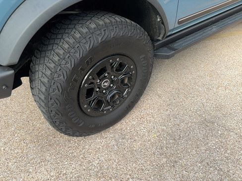 Used 2021 Ford Bronco First Edition image 5