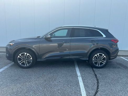 Used 2025 Audi Q5 Premium AWD/4WD image 3