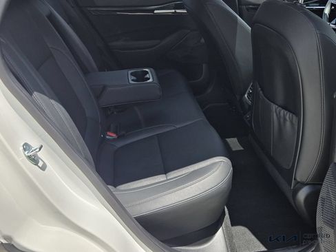 Certified 2024 Kia Seltos SX w/ SX Sunroof Package AWD/4WD image 18