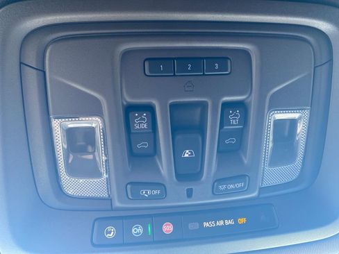 Used 2023 GMC Sierra 1500 Denali w/ Technology Package image 31