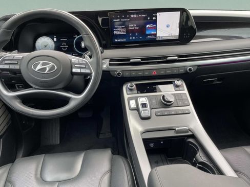 Used 2025 Hyundai Palisade Calligraphy FWD image 9