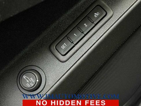 Used 2020 Chevrolet Equinox LT w/ Midnight Edition image 37