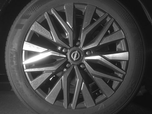 Used 2025 Nissan Altima 2.5 SV image 15