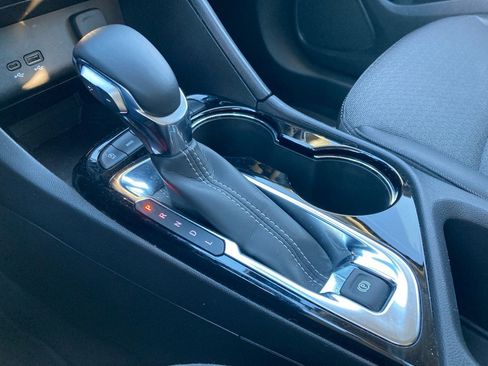 Used 2025 Buick Encore GX Preferred image 23