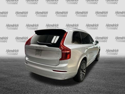 Used 2022 Volvo XC90 T5 Momentum w/ Advanced Package FWD image 11