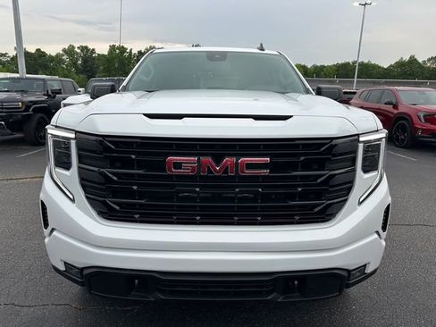 New 2025 GMC Sierra 1500 Elevation image 13