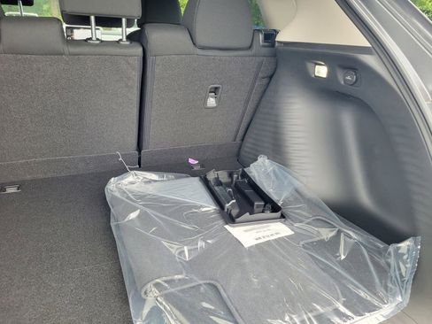 New 2026 Honda HR-V LX image 31