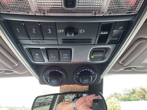 Used 2024 Toyota 4Runner TRD Off-Road Premium image 91