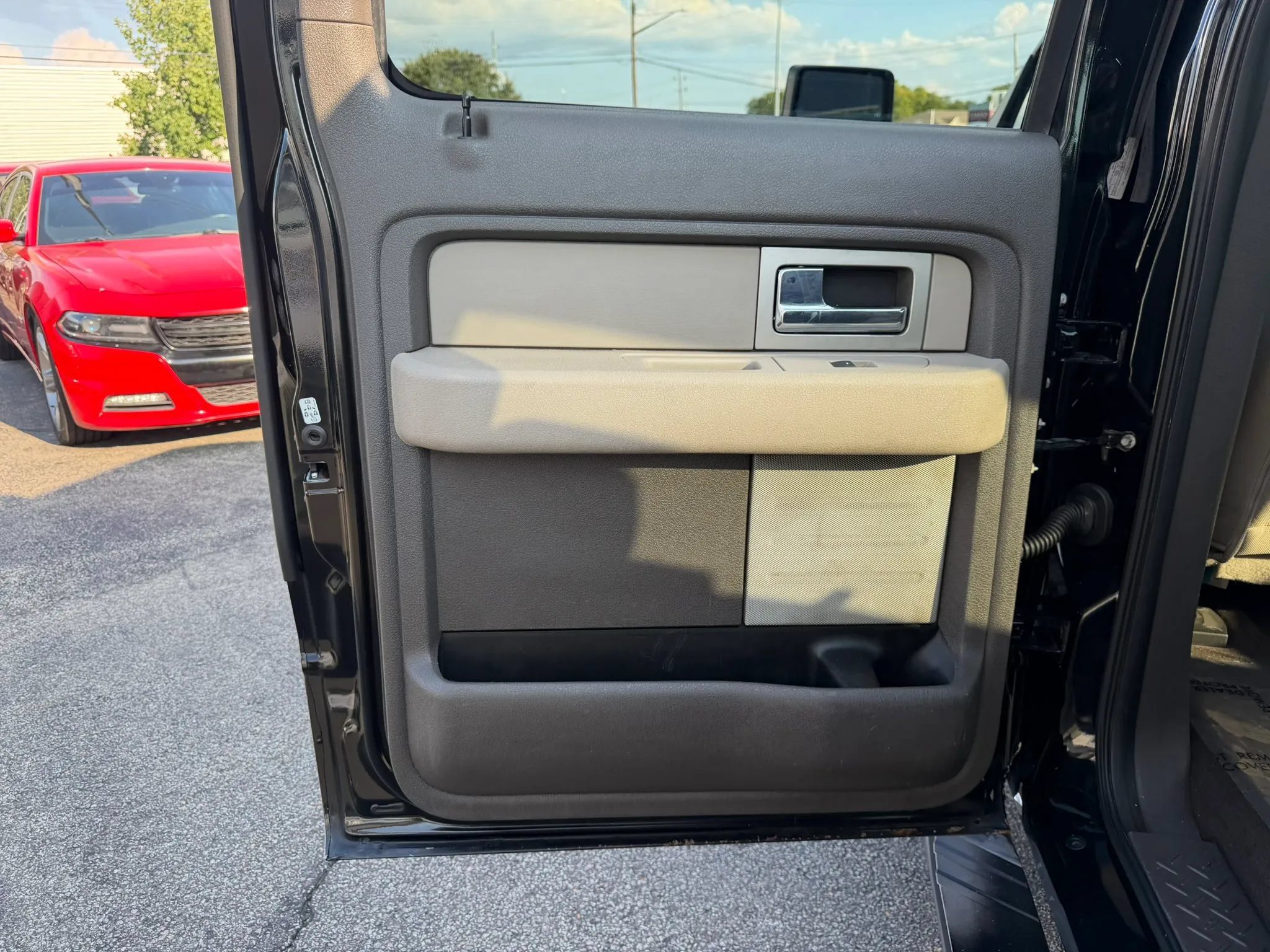 Used 2009 Ford F150 XLT AWD/4WD image 18