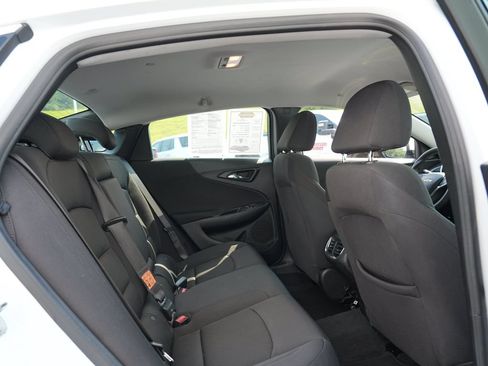 Used 2023 Chevrolet Malibu LT w/ Driver Confidence Package FWD image 27