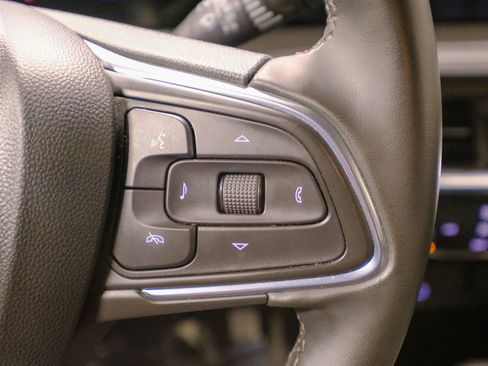 Used 2024 Buick Encore GX Sport Touring image 34