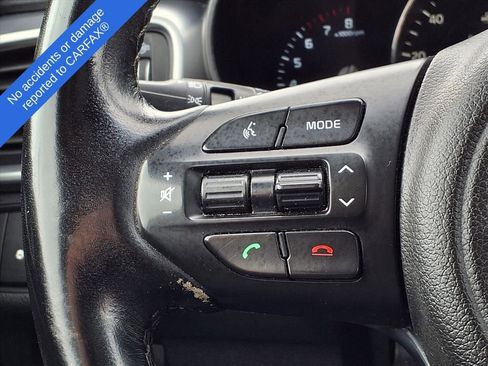 Used 2016 Kia Sorento SX image 24