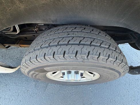 Used 2023 Chevrolet Express 3500 LT w/ LT Preferred Equipment Group image 18