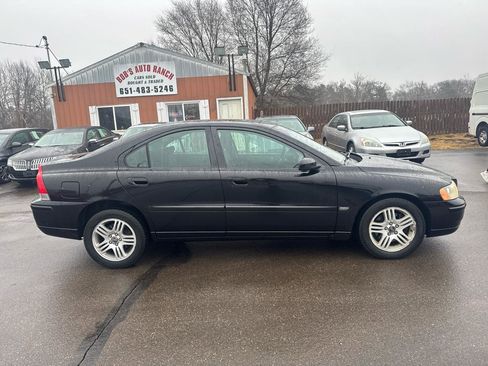 Used 2005 Volvo S60 2.5T image 4