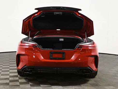 Used 2025 BMW Z4 M40i w/ Premium Package image 39