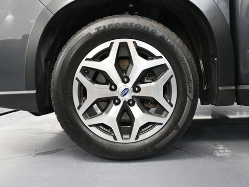 Used 2021 Subaru Forester Premium image 16