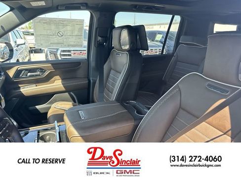New 2026 GMC Yukon XL Denali Ultimate AWD/4WD image 11