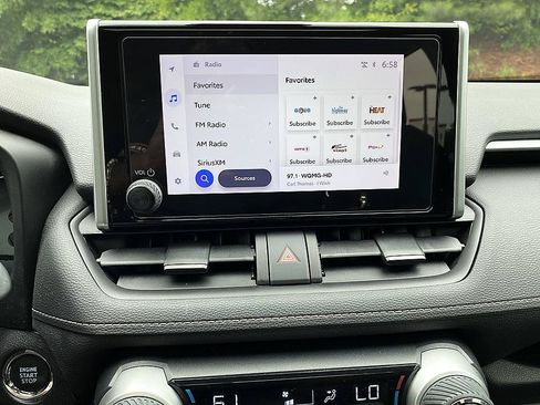 Certified 2023 Toyota RAV4 XLE w/ Convenience Package FWD image 17