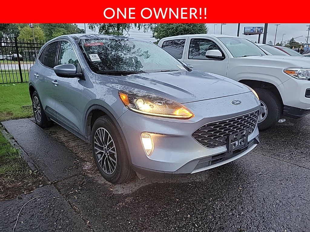 Used 2022 Ford Escape SEL w/ Technology Package FWD image 3