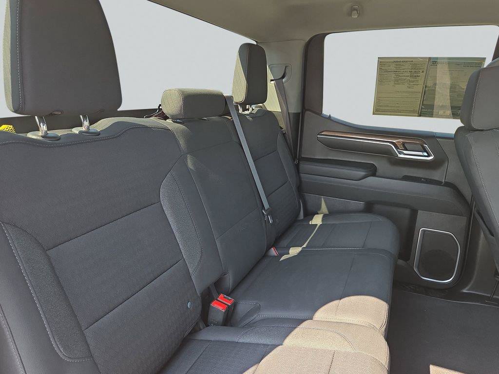 Used 2023 Chevrolet Silverado 1500 LT AWD/4WD image 31
