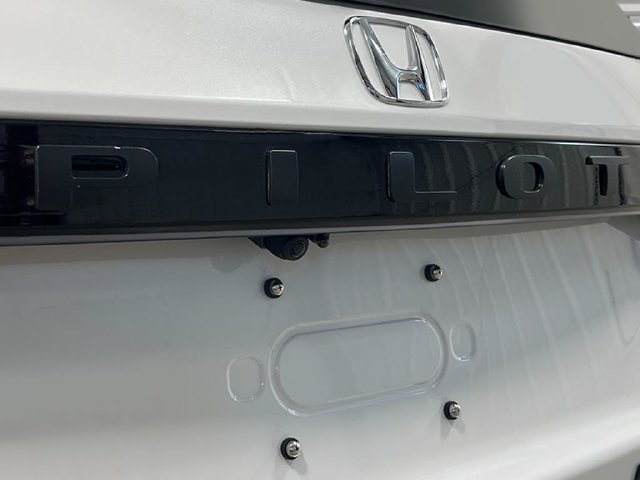 New 2026 Honda Pilot Black Edition image 7