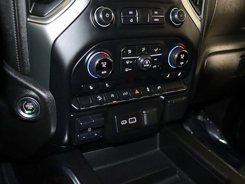 Used 2021 Chevrolet Silverado 1500 LT Trail Boss w/ Convenience Package II image 20