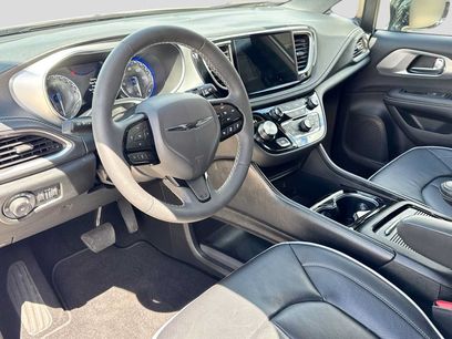 Used 2026 Chrysler Pacifica Limited w/ S Appearance Package
