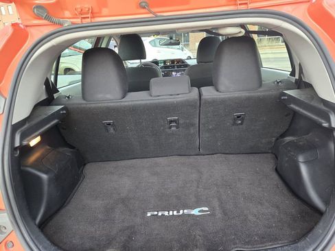 Used 2013 Toyota Prius C One image 21