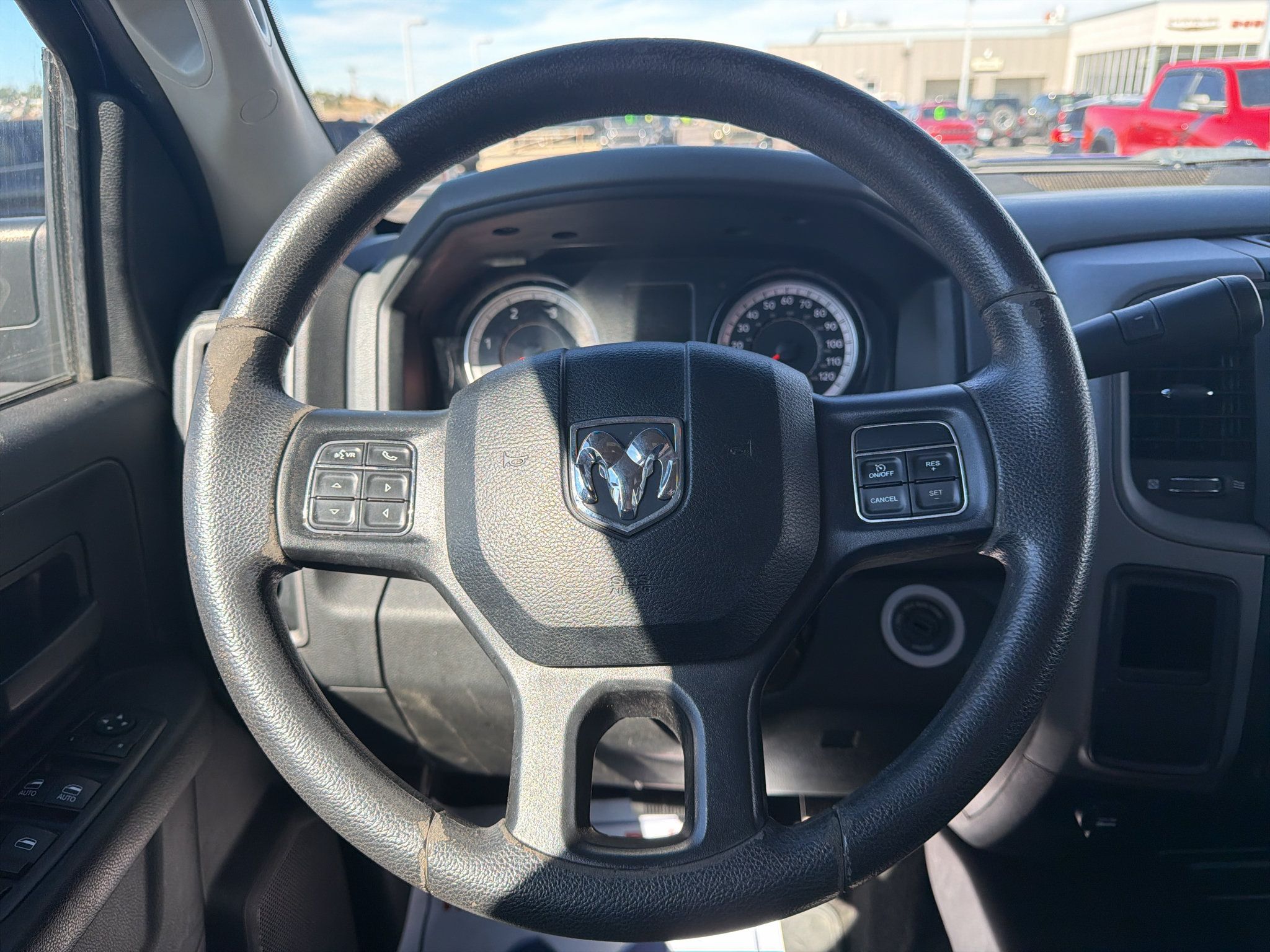Used 2018 RAM 3500 Tradesman w/ Chrome Appearance Group AWD/4WD image 9