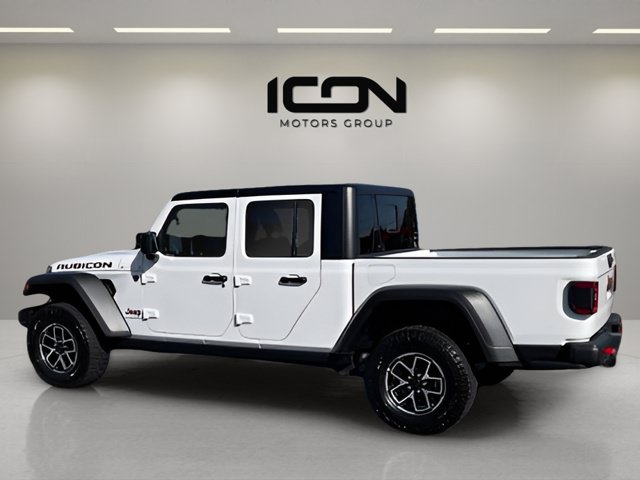 Used 2026 Jeep Gladiator Rubicon AWD/4WD image 2