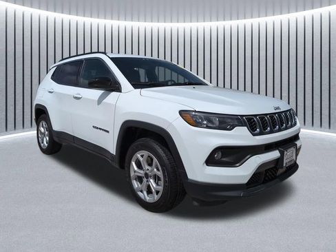 New 2026 Jeep Compass Latitude AWD/4WD image 2