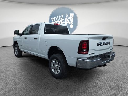 New 2026 RAM 2500 Big Horn AWD/4WD image 6