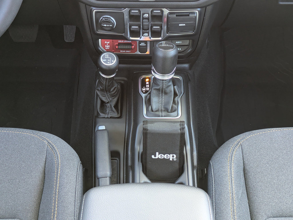 New 2026 Jeep Gladiator Sport AWD/4WD image 19