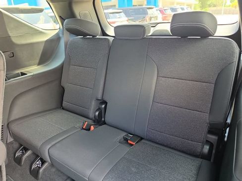 Used 2026 Chevrolet Traverse LT w/ Driver Confidence Package FWD image 13