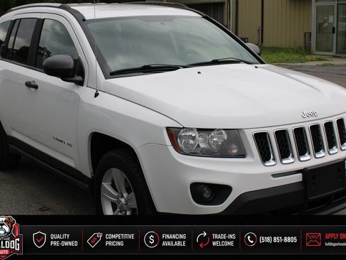 Used 2014 Jeep Compass Sport AWD/4WD image 7