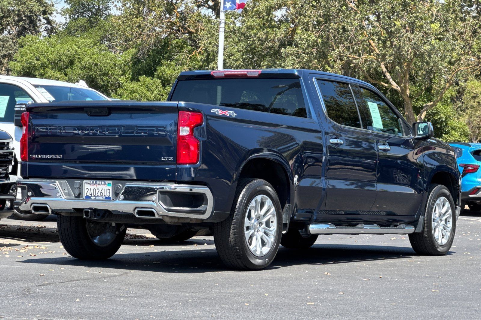Certified 2023 Chevrolet Silverado 1500 LTZ AWD/4WD image 3