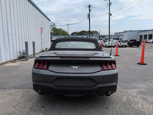 Used 2024 Ford Mustang Premium RWD image 7