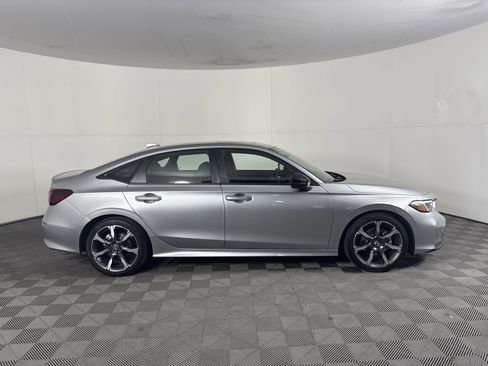 Certified 2025 Honda Civic Sport Touring image 3