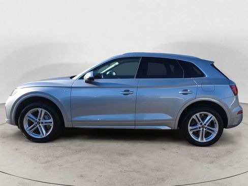 Used 2021 Audi Q5 e Premium Plus w/ Premium Plus Package AWD/4WD image 2
