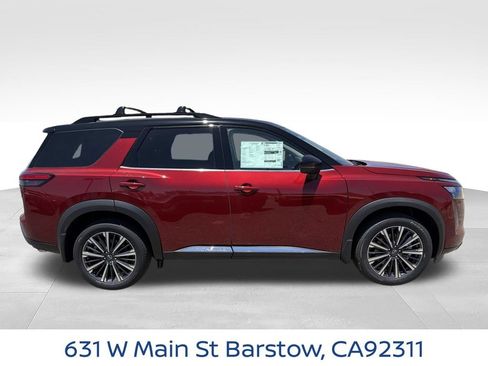 New 2026 Nissan Pathfinder Platinum w/ Lighting Package AWD/4WD image 3