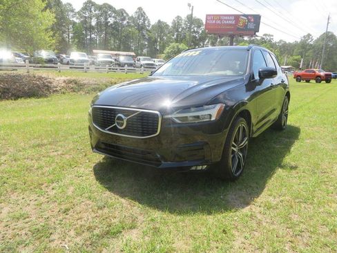 Used 2020 Volvo XC60 T6 R-Design image 2